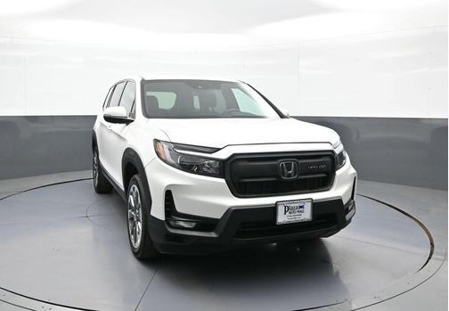 Platinum White Pearl 2024 Honda Passport AWD EX-L