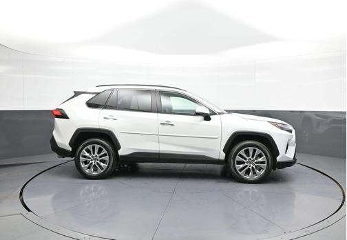 Wind Chill Pearl 2023 Toyota RAV4 Limited