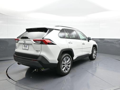 Wind Chill Pearl 2023 Toyota RAV4 Limited