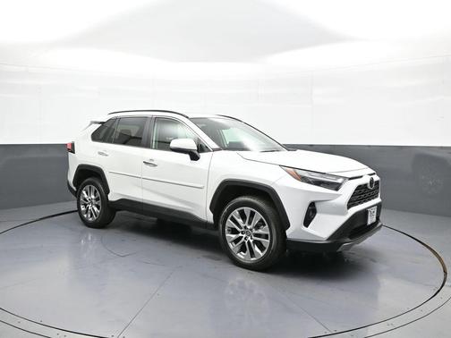 Wind Chill Pearl 2023 Toyota RAV4 Limited