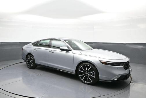 Solar Silver Metallic 2025 Honda Accord Hybrid Touring