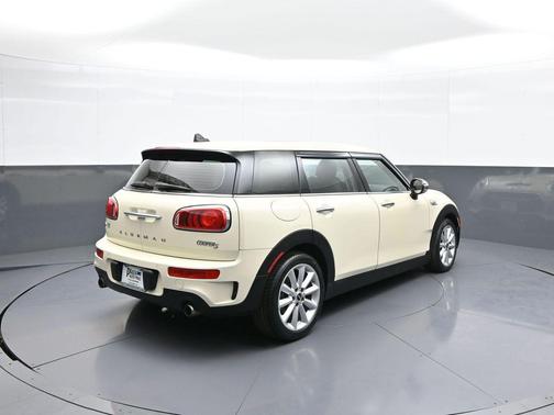 Pepper White 2018 MINI Clubman Cooper S