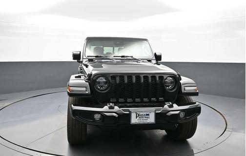 Black Clearcoat 2022 Jeep Gladiator High Altitude 4x4