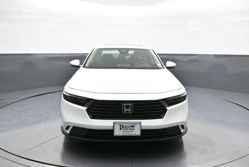 Platinum White Pearl 2023 Honda Accord EX