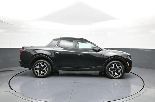 Phantom Black 2023 Hyundai SANTA CRUZ Limited