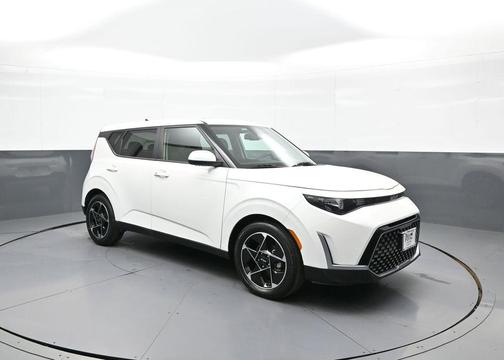 2023 Kia Soul EX