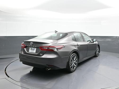 Predawn Gray Mica 2023 Toyota Camry XLE