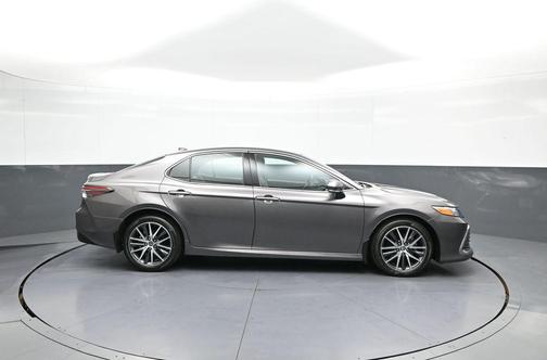 Predawn Gray Mica 2023 Toyota Camry XLE