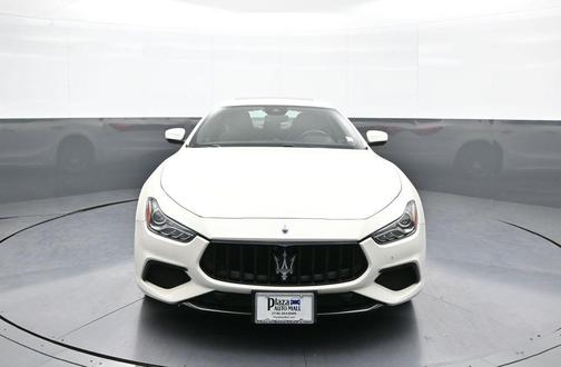 2022 Maserati Ghibli Modena
