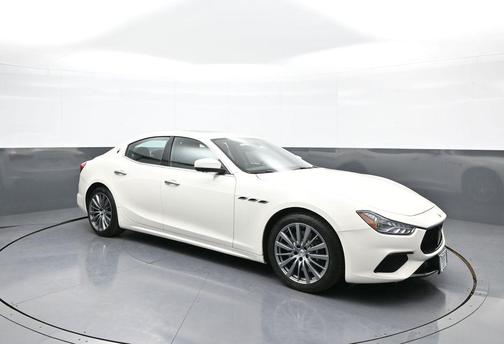2022 Maserati Ghibli Modena