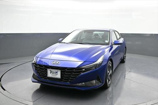 2022 Hyundai ELANTRA Limited
