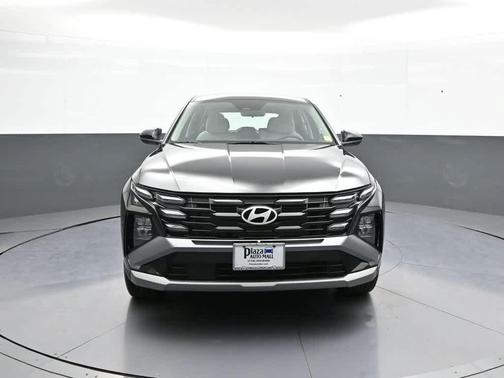 Phantom Black 2026 Hyundai TUCSON SE