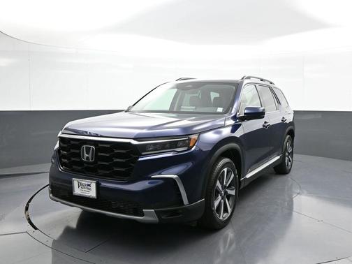 2024 Honda Pilot Touring 8-Passenger