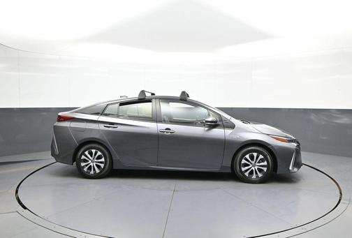 Magnetic Gray Metallic 2022 Toyota Prius Prime XLE