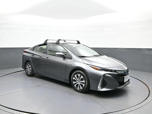 Magnetic Gray Metallic 2022 Toyota Prius Prime XLE