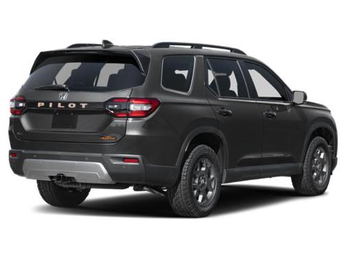 Crystal Black Pearl 2026 Honda Pilot TrailSport