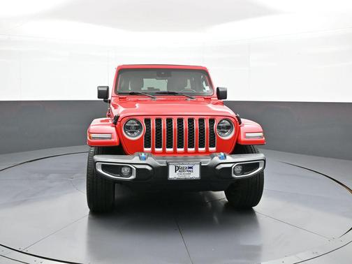 Firecracker Red Clearcoat 2022 Jeep Wrangler Unlimited 4xe Sahara