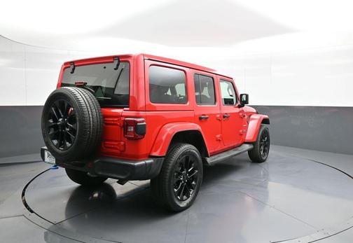Firecracker Red Clearcoat 2022 Jeep Wrangler Unlimited 4xe Sahara