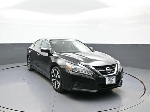 Super Black 2018 Nissan Altima 2.5 SR