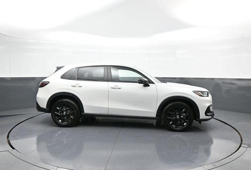 2025 Honda HR-V AWD Sport