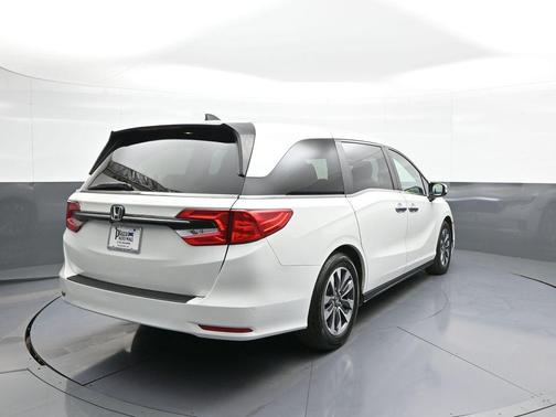 Platinum White Pearl 2021 Honda Odyssey EX-L