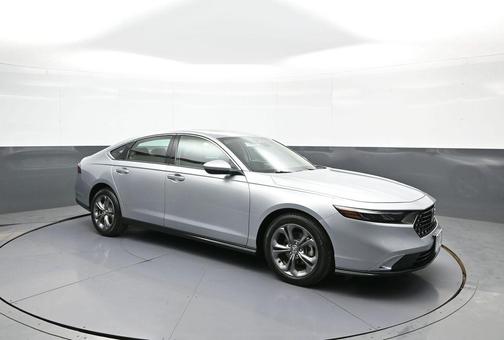 Solar Silver Metallic 2024 Honda Accord EX