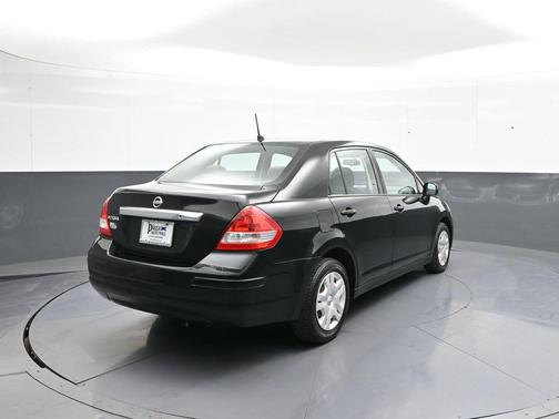 Super Black 2011 Nissan Versa 1.8 S