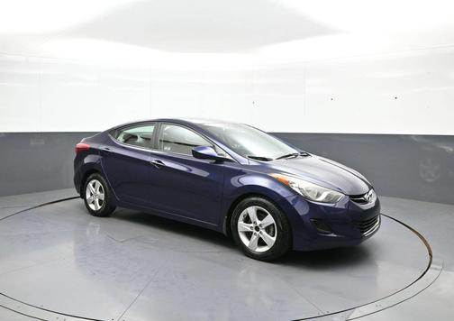 Indigo Blue Pearl 2013 Hyundai ELANTRA GLS