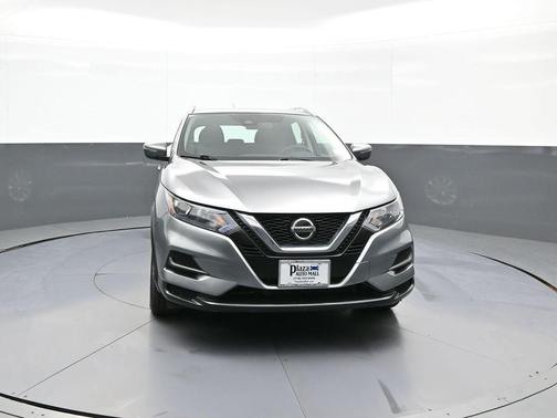 Gun Metallic 2020 Nissan Rogue Sport SV