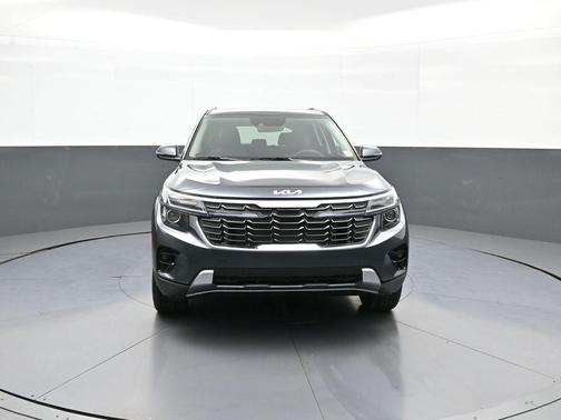 Gray 2026 Kia Seltos S