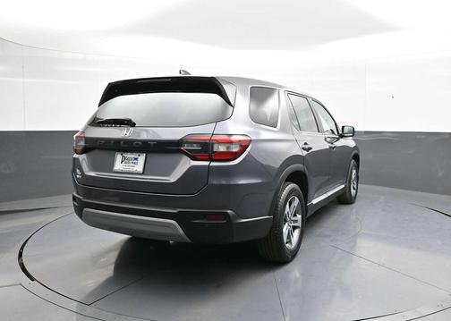 Modern Steel Metallic 2023 Honda Pilot AWD EX-L 8 Passenger