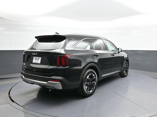 Ebony 2026 Kia Sorento S