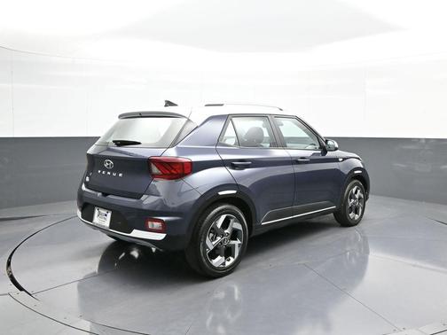 2022 Hyundai VENUE Limited