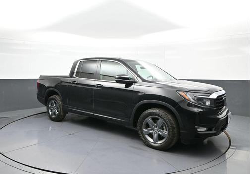 Crystal Black Pearl 2023 Honda Ridgeline RTL