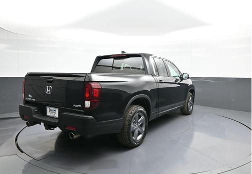 Crystal Black Pearl 2023 Honda Ridgeline RTL