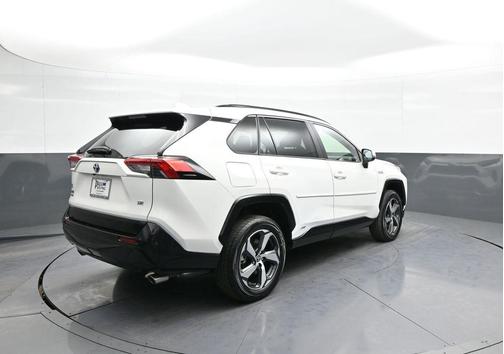 2023 Toyota RAV4 Prime SE