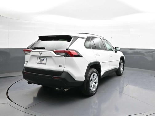 Super White 2019 Toyota RAV4 LE