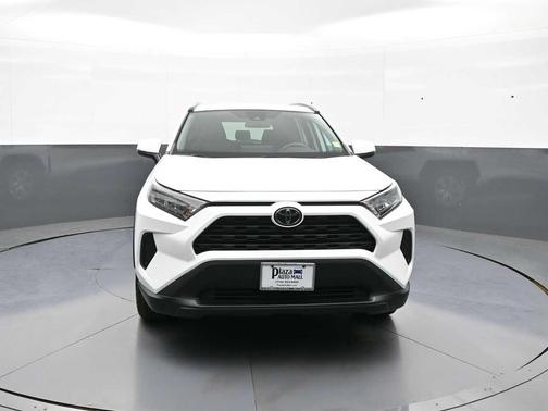 Super White 2019 Toyota RAV4 LE