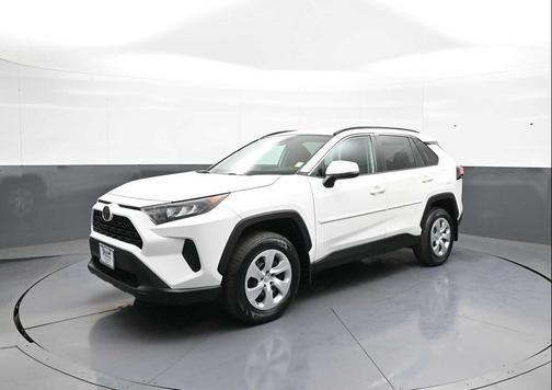 Super White 2019 Toyota RAV4 LE