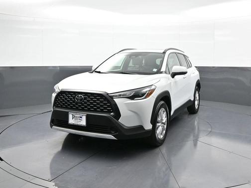 2023 Toyota Corolla Cross LE