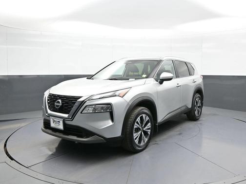 Brilliant Silver Metallic 2023 Nissan Rogue SV