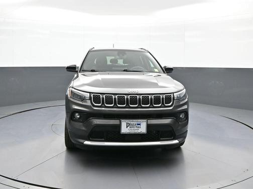 Billet Silver Metallic Clearcoat 2023 Jeep Compass Limited