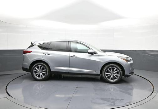 Lunar Silver Metallic 2023 Acura RDX Technology Package
