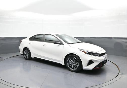 Snow White Pearl 2023 Kia Forte GT-Line