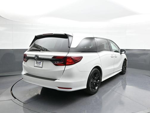 2023 Honda Odyssey Sport