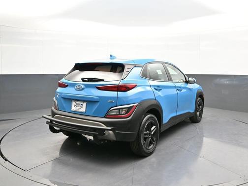 2022 Hyundai KONA SE