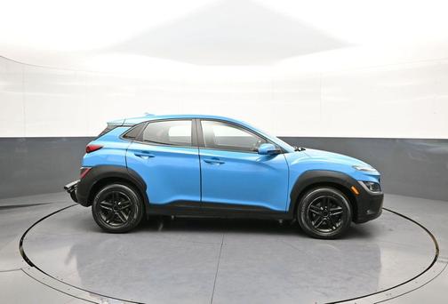 2022 Hyundai KONA SE