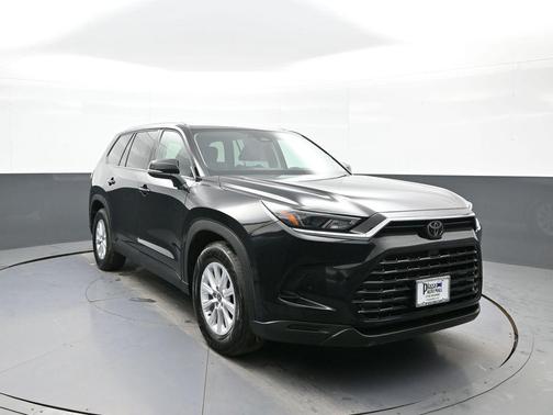 2025 Toyota Highlander LE