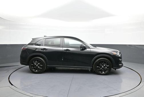 Crystal Black Pearl 2024 Honda HR-V Sport