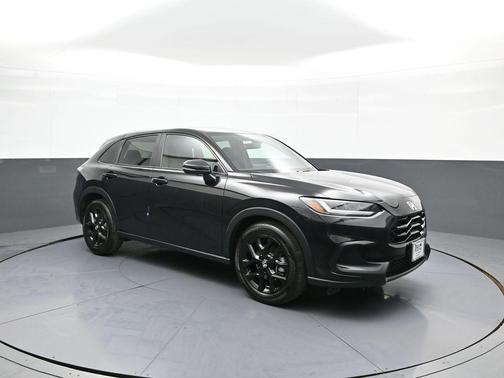 Crystal Black Pearl 2024 Honda HR-V Sport